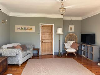 Humphreston House - 4