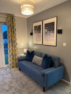 2 Bedroom Apartment - Exhall - 5