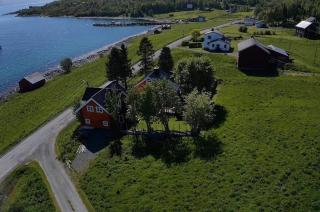 Aaroybukt Guesthouse - 8