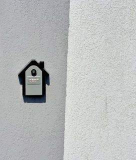 Spacious Modern Studio Balotești near Therme and Airport Free Private Parking, Balcony, Netflix - 7