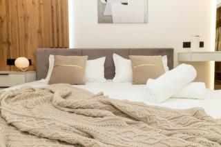 Квартира с дизайнерским интерьером - 3