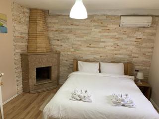 Trakos Home Hotel - 4