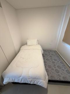 Vivo Costanera frente a la playa San José de Encarnación! Apartamento de 2 Habitaciones - 1