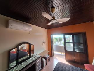 Habitación en Casa Familiar - 1