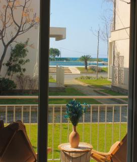 Seaview Apartment with Pool and Garden - 1