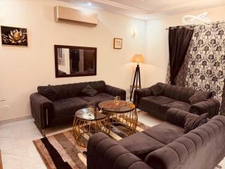 2 bedroom luxurious apartment - 0