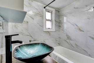 Premier Lodi 3BR 1st Floor Near NYC, MetLife & American Dream - 8