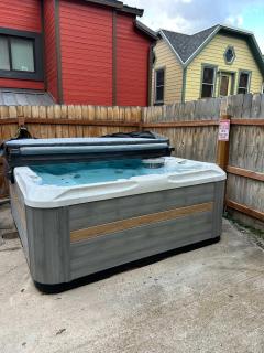 Stylish King Suite-FP-Hot Tub-Walk to All In OT - 3