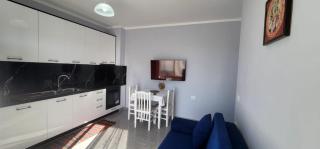 PERLA TRADITIONAL Apt - 7