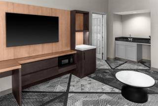 DoubleTree by Hilton Dayton Fairborn - 8