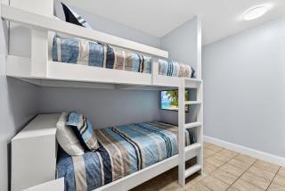 Gulf View Resort Penthouse Condo! Beach & Pools - 1