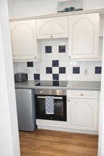 Newly Renovated Studio in Bishops Stortford - 9