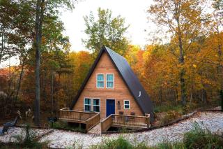Great Heron A-Frame Cabin - Hot Tub - Bluff Views - RRG - 0