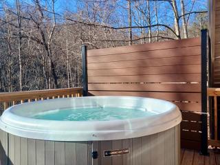 Great Heron A-Frame Cabin - Hot Tub - Bluff Views - RRG - 4