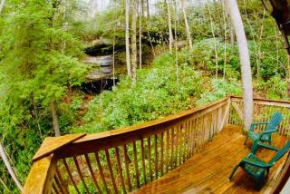 Hidden Falls Cabin - Cozy RRG Retreat - Forest Views - 0