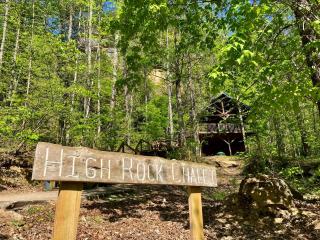High Rock Cabin - RRG -Hot Tub - 6