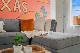 Texas-Style Retreat w Fire Pit, Grill & Ping-Pong - 1