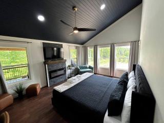 Inverness Cabin - romantic luxury hot tub sauna - 8