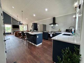 Inverness Cabin - romantic luxury hot tub sauna - 2