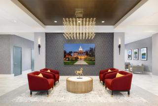 Doubletree By Hilton Concord Downtown - 4