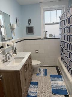 5301 S Broadway available for complete comfort - 8