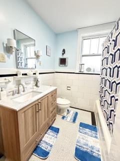 5301 S Broadway available for complete comfort - 4