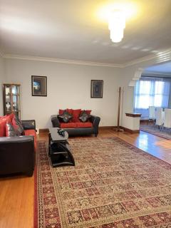5301 S Broadway available for complete comfort - 3