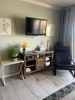 Ocean & Pool Views- Cruise Parking-2 Pools- HotTub - GYM - Shoreline Stays 6101 - 3