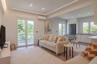 3 Bedroom Apartment in Glyfada - 9