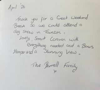 Cabin - Sleeps 4 - Pets Ok - Balcony - Parking - 9