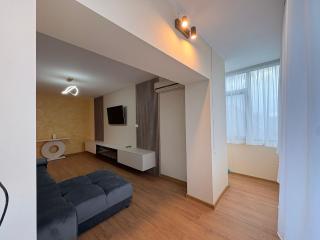 Eric Lux Apartment Central Tg-Jiu - 1