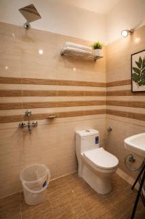 Lotus Stay By Hotel MR Opposite Aishbagh Railway Station - 4