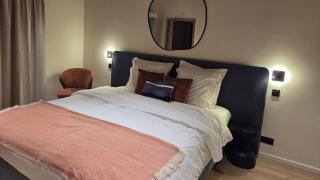 Favarge, charm, comfort, and a large garden - 1