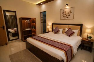Lotus Stay By Hotel MR Opposite Aishbagh Railway Station - 2