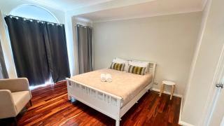 Wagon Holiday Home - 7