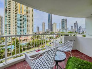 Renovated Apartment Near Beach & Hot Tub - 7