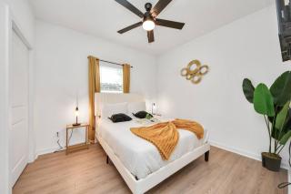 3BR Near TMC and NRG, Sleeps 8, Free Parking - 5