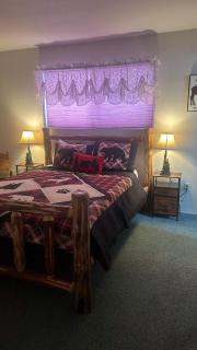 Syringa House Pets Welcome 2 minutes to Downtown - 6