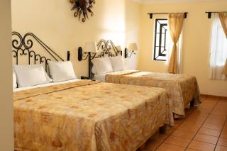 Hotel Hacienda del Sol - 7