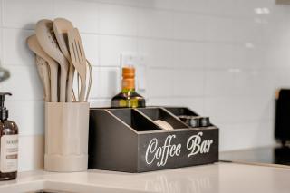 Modern Condo Sleeps 4 Near Union MTCC ACC Downtown - 2