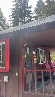 Creekside Cabin Pet Friendly Peaceful Cabin - 8