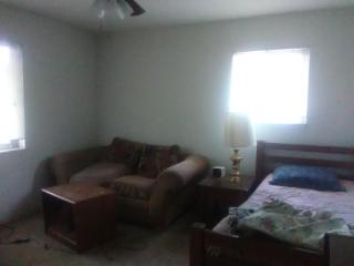 Comfy Room 2 - 1
