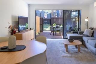 City Comfort with Carpark - Walk to Hagley Park - 0