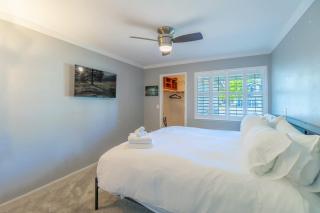 Modern Getaway for 11- Hot Tub Games Gym - Reno - 7