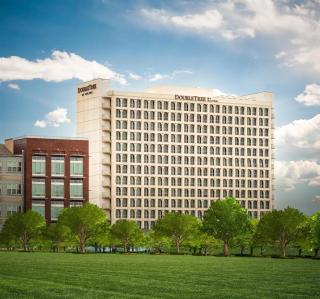 DoubleTree by Hilton Dallas Market Center - 9