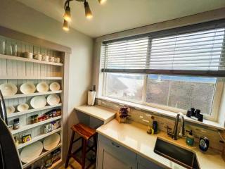 Hummingbird downtown water view apartment - 2