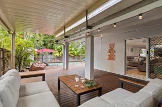 Clifton Beach Family Retreat with Pool - 1