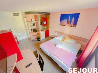 5 min de Paris 10 min du Zénith et Grande Halle - Pantin - 0