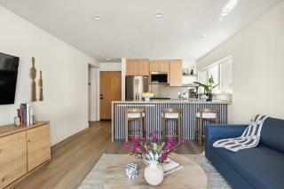 Tide House - Unit A Modern Seaside 1BD w Parking - 0