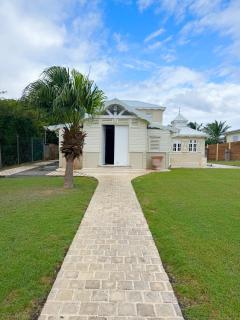 VILLA HOLIDAYS - Piscine + Vue sur mer + Accès randonnée - 6